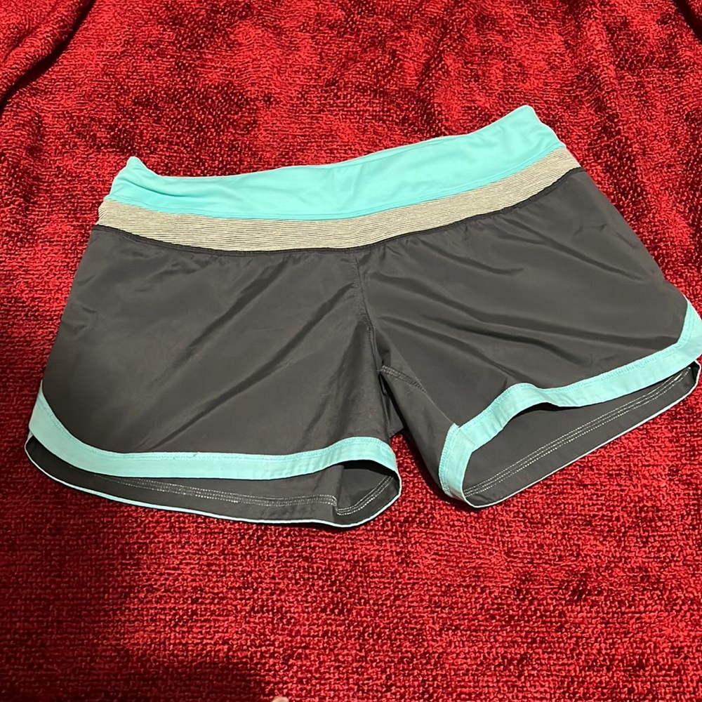 LULULEMON Short Size: 6